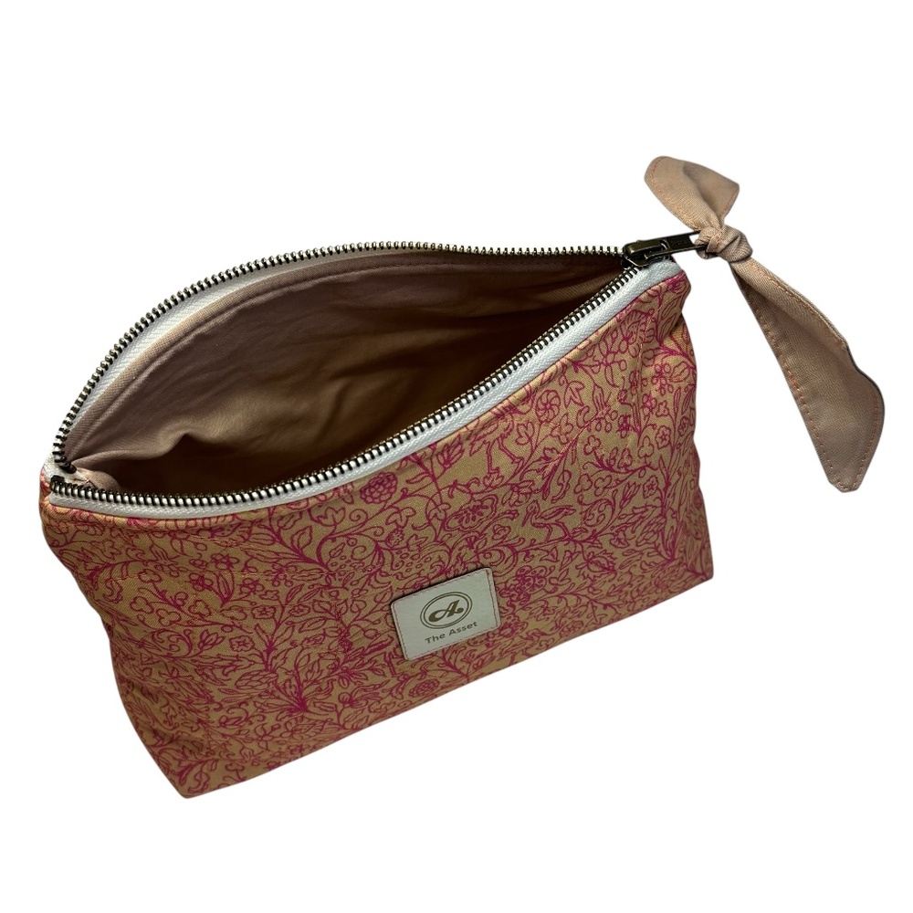 Magenta and Tan Handmade Floral Cosmetic Bag - Picture 8 of 8